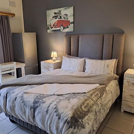 Home Away From Home Pinetown Zewnętrze zdjęcie