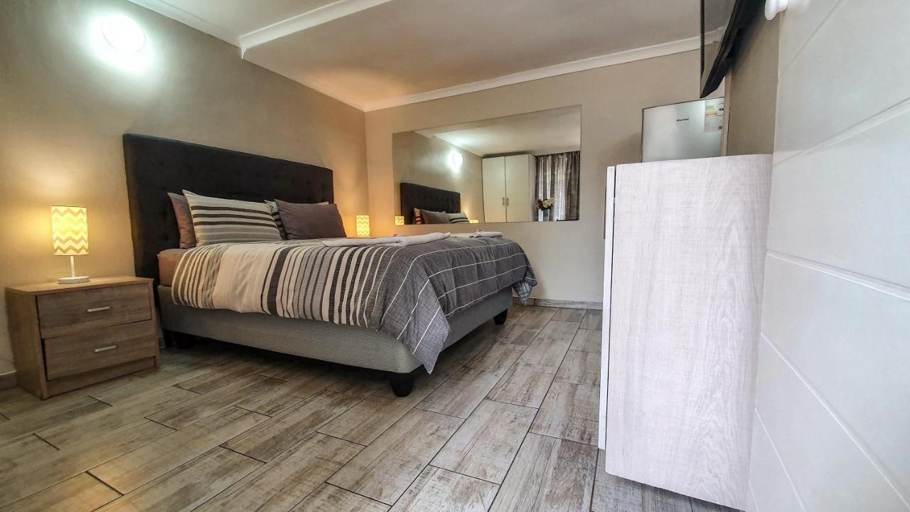 Home Away From Home Pinetown Zewnętrze zdjęcie