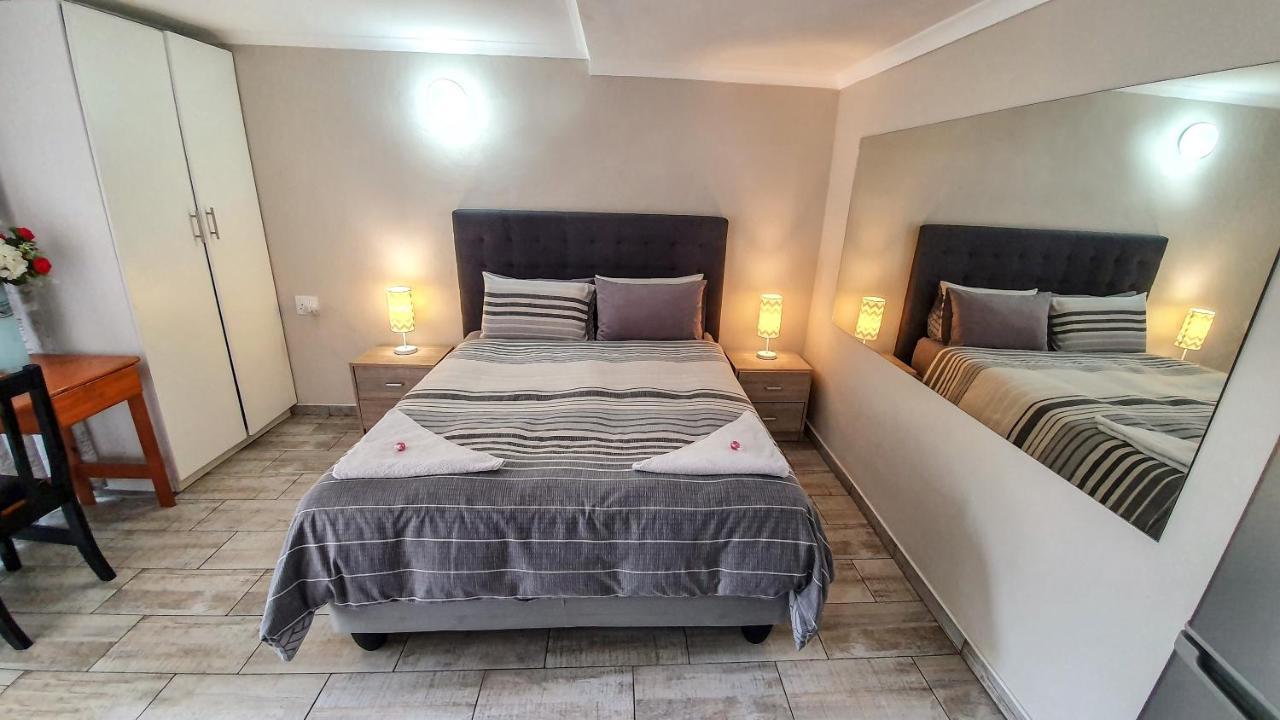 Home Away From Home Pinetown Zewnętrze zdjęcie
