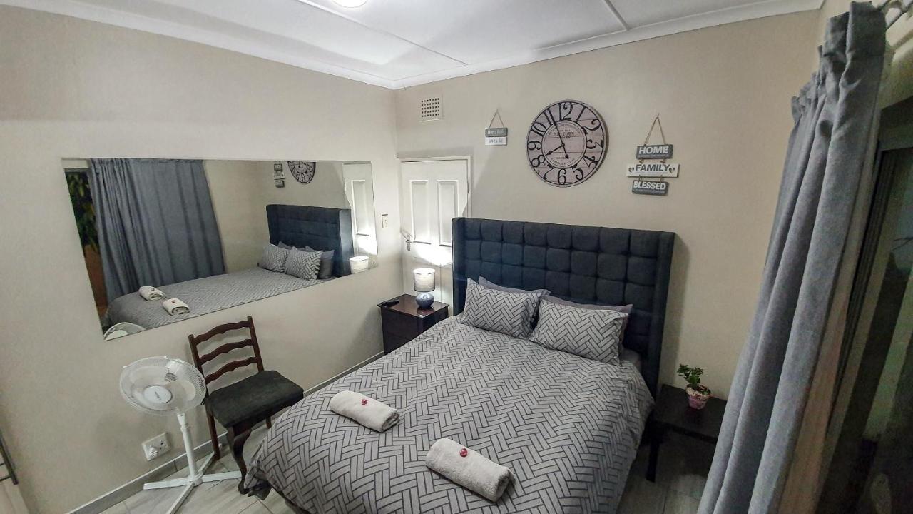 Home Away From Home Pinetown Zewnętrze zdjęcie