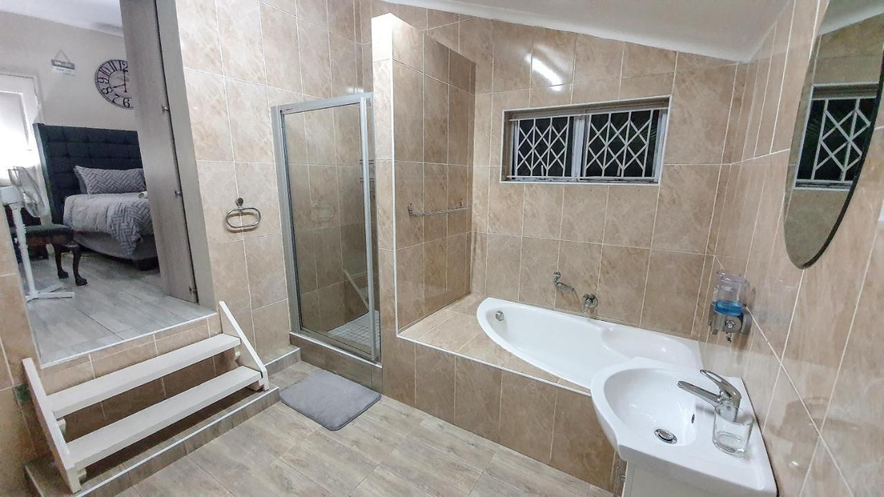 Home Away From Home Pinetown Zewnętrze zdjęcie