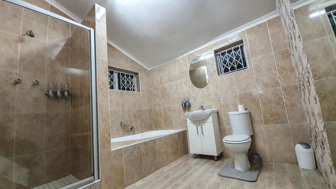 Home Away From Home Pinetown Zewnętrze zdjęcie