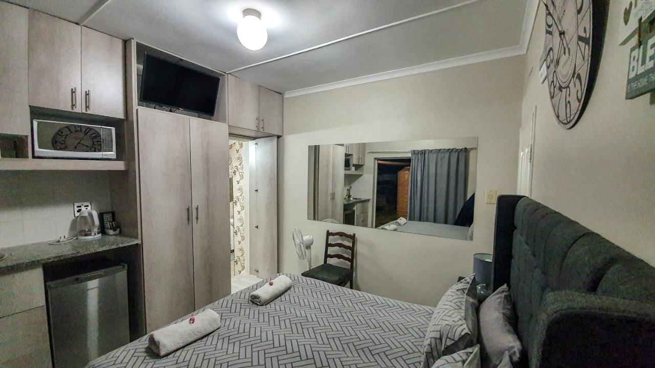 Home Away From Home Pinetown Zewnętrze zdjęcie